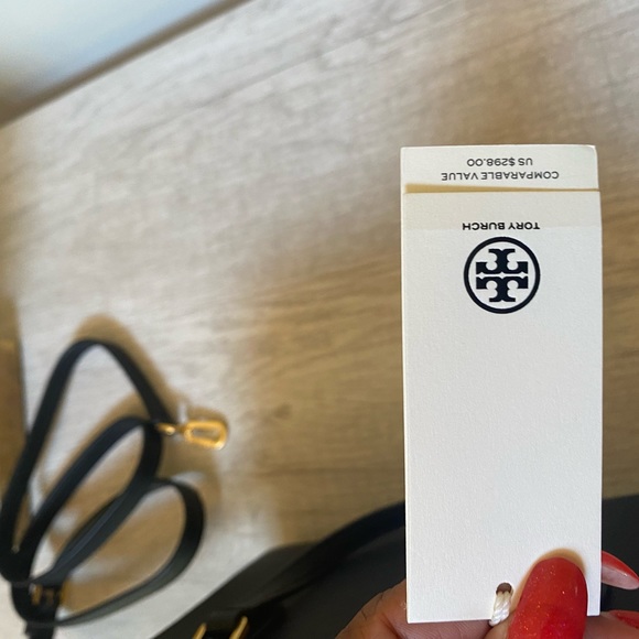 NWT TORY BURCH EMERSON MINI TOP ZIP TOTE BLACK LEATHER CROSSBODY SATCHEL SOLD‼️ - Picture 8 of 10